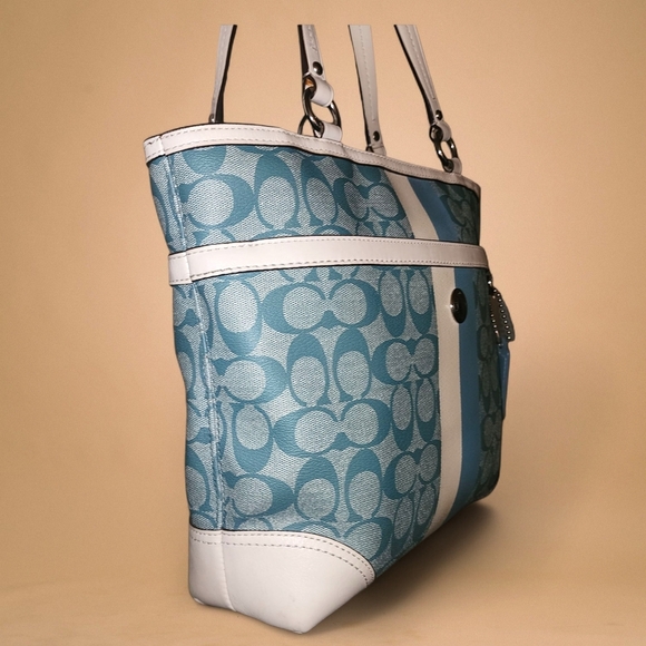 Coach Chelsea Heritage Monogram Tote - Picture 4 of 11